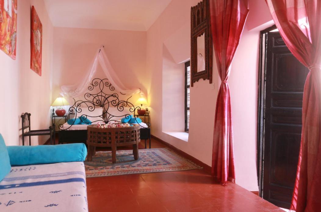 Riad Dar Lilas Marakeş Oda fotoğraf