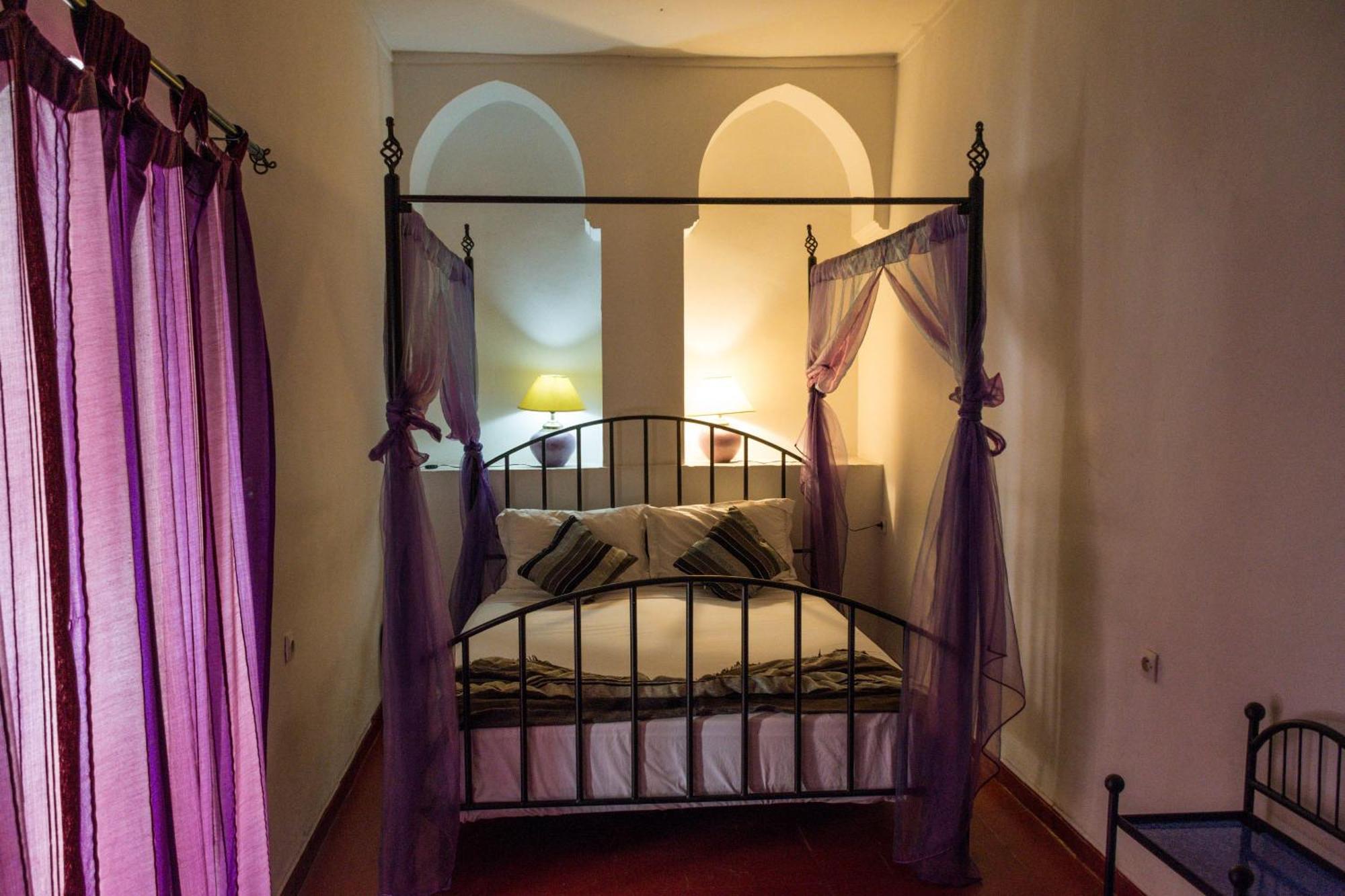 Riad Dar Lilas Marakeş Oda fotoğraf